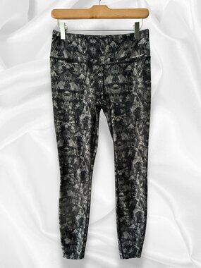 Eddie Bauer Leggings Women's - Black White Abstract Statement Print - Size SM